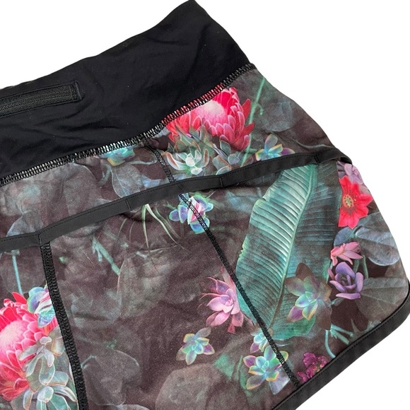 lululemon Run Speed Short RARE Curious Jungle Black Luxtreme *4-way stretch - Picture 10 of 16